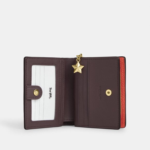 Snap Wallet With Charm - Picture 2 of 7